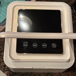 White and Black Nail Dryer